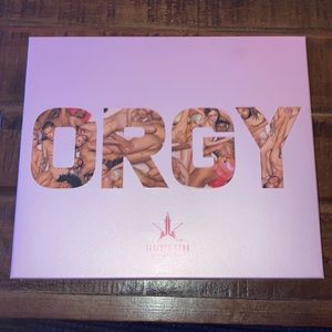 Jeffree Star Orgy Palette (30 pan)